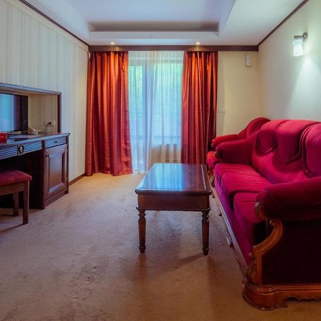 Hotel Perla Слэник-Молдова Экстерьер фото