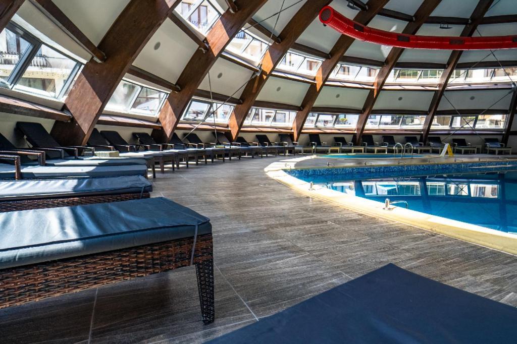 Hotel Perla Слэник-Молдова Экстерьер фото