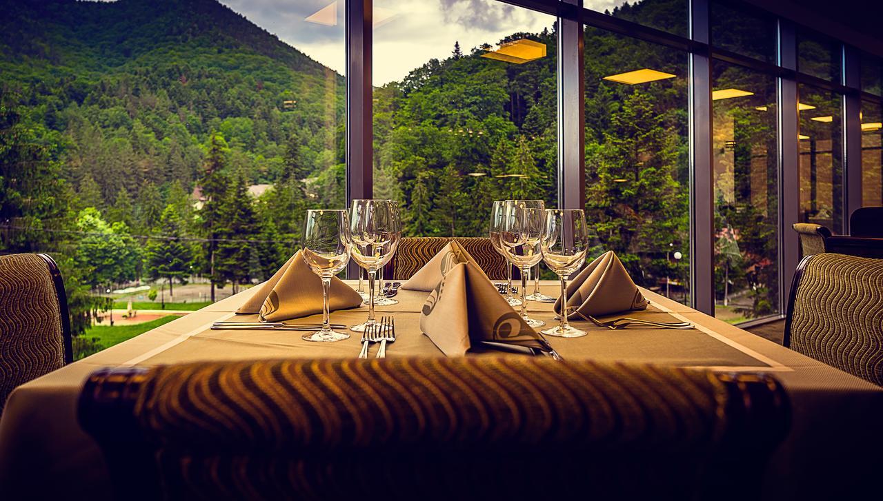 Hotel Perla Слэник-Молдова Экстерьер фото