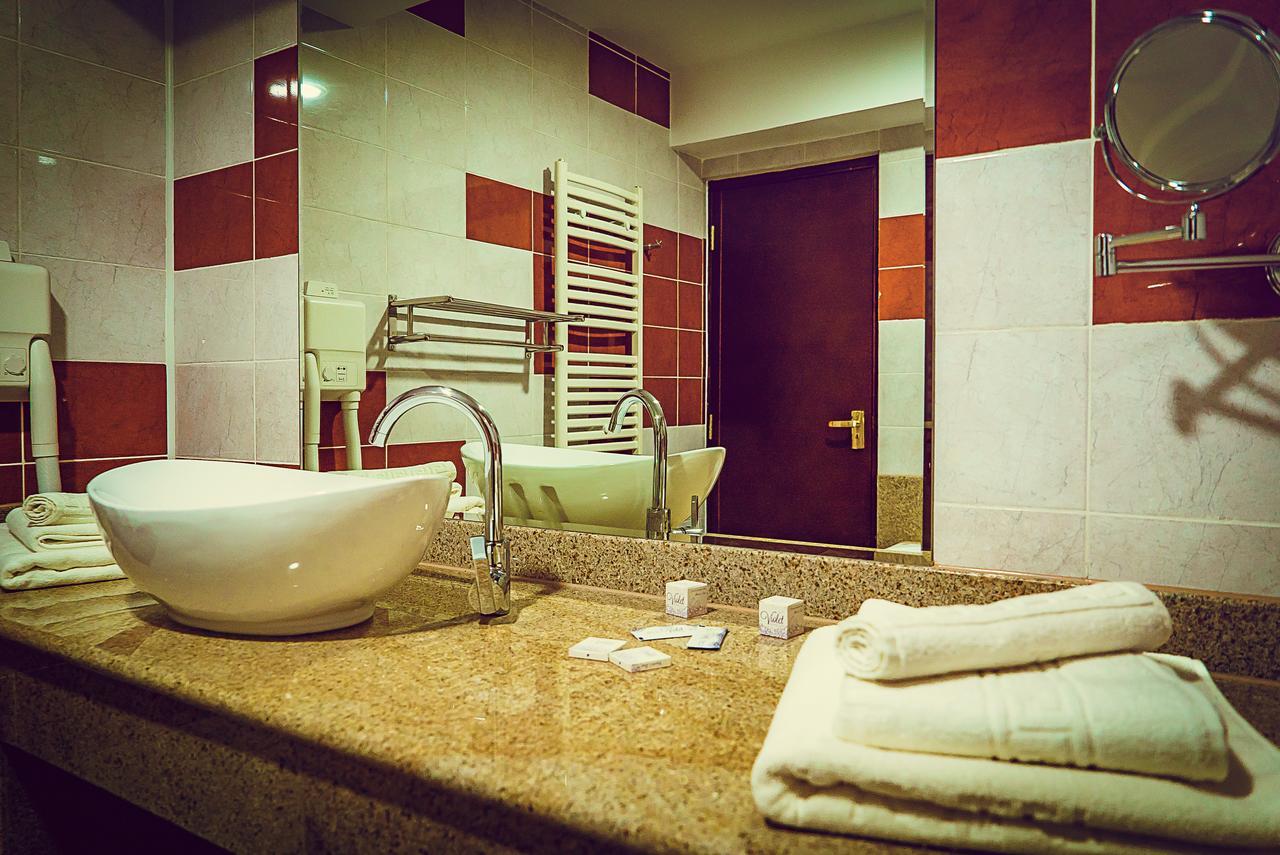 Hotel Perla Слэник-Молдова Экстерьер фото
