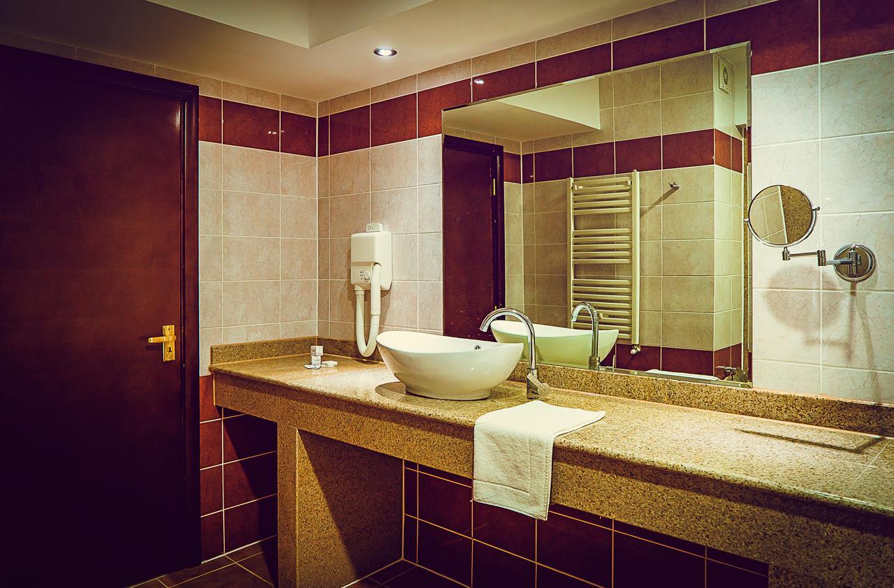 Hotel Perla Слэник-Молдова Экстерьер фото