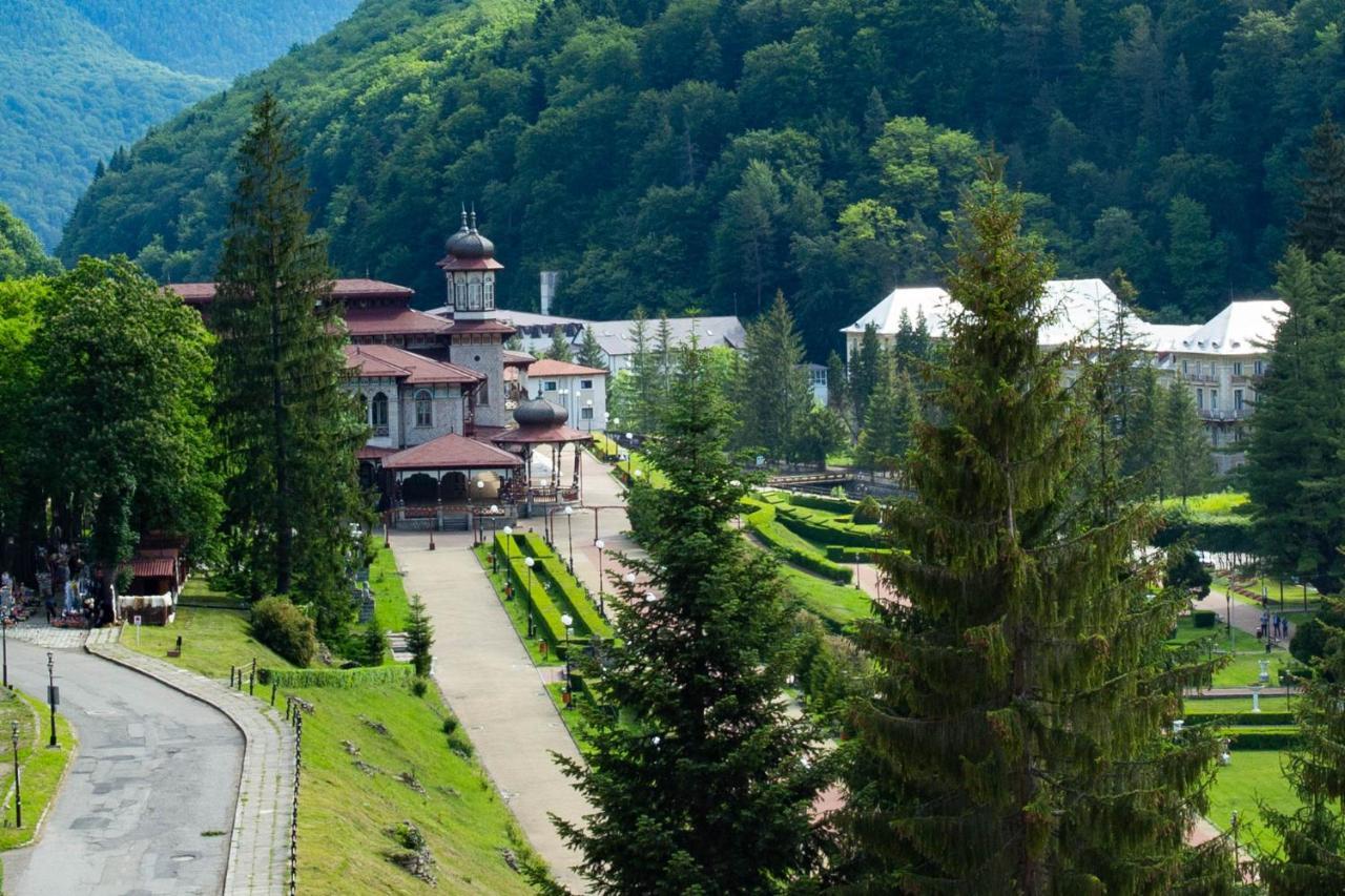 Hotel Perla Слэник-Молдова Экстерьер фото